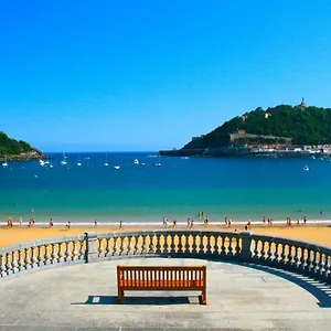 Bahía 2*, San Sebastián Espanha